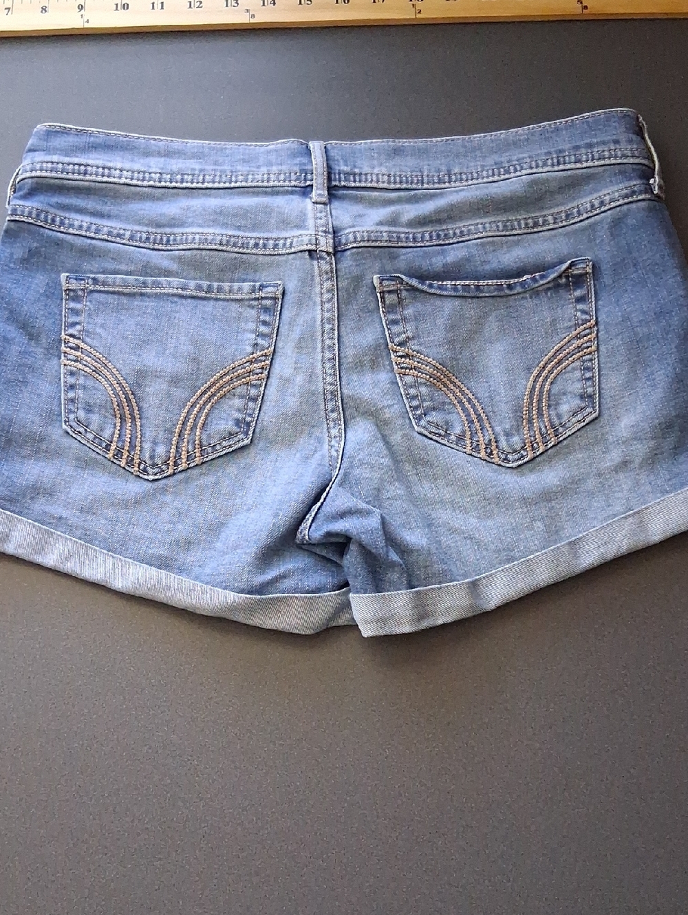 Hollister Y2K Midi Short Longest Length 4" I Seam Denim Cuffed Shorts 7/28